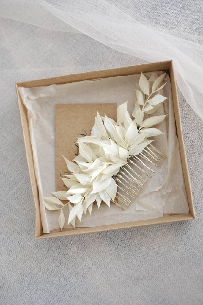 White Flower Hair Comb l Bridal Hair Accessories