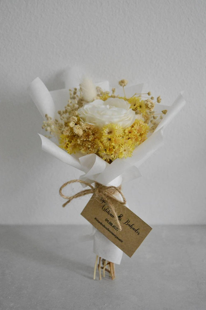 White Rose Dried Mini Bouquet | Personalized Wedding Favors for Guests