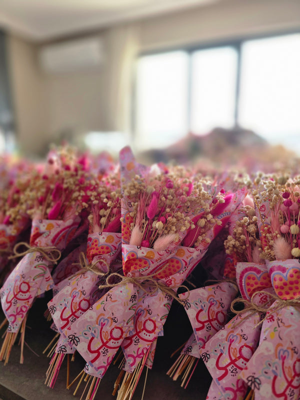 Pembe Kişiselleştirilmiş Mini Buket