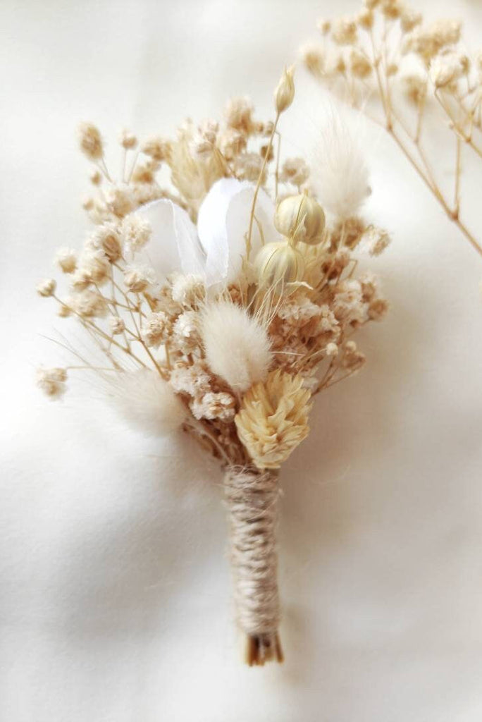 White Wedding Boutonniere for Men | Natural Groomsmen Proposal Box